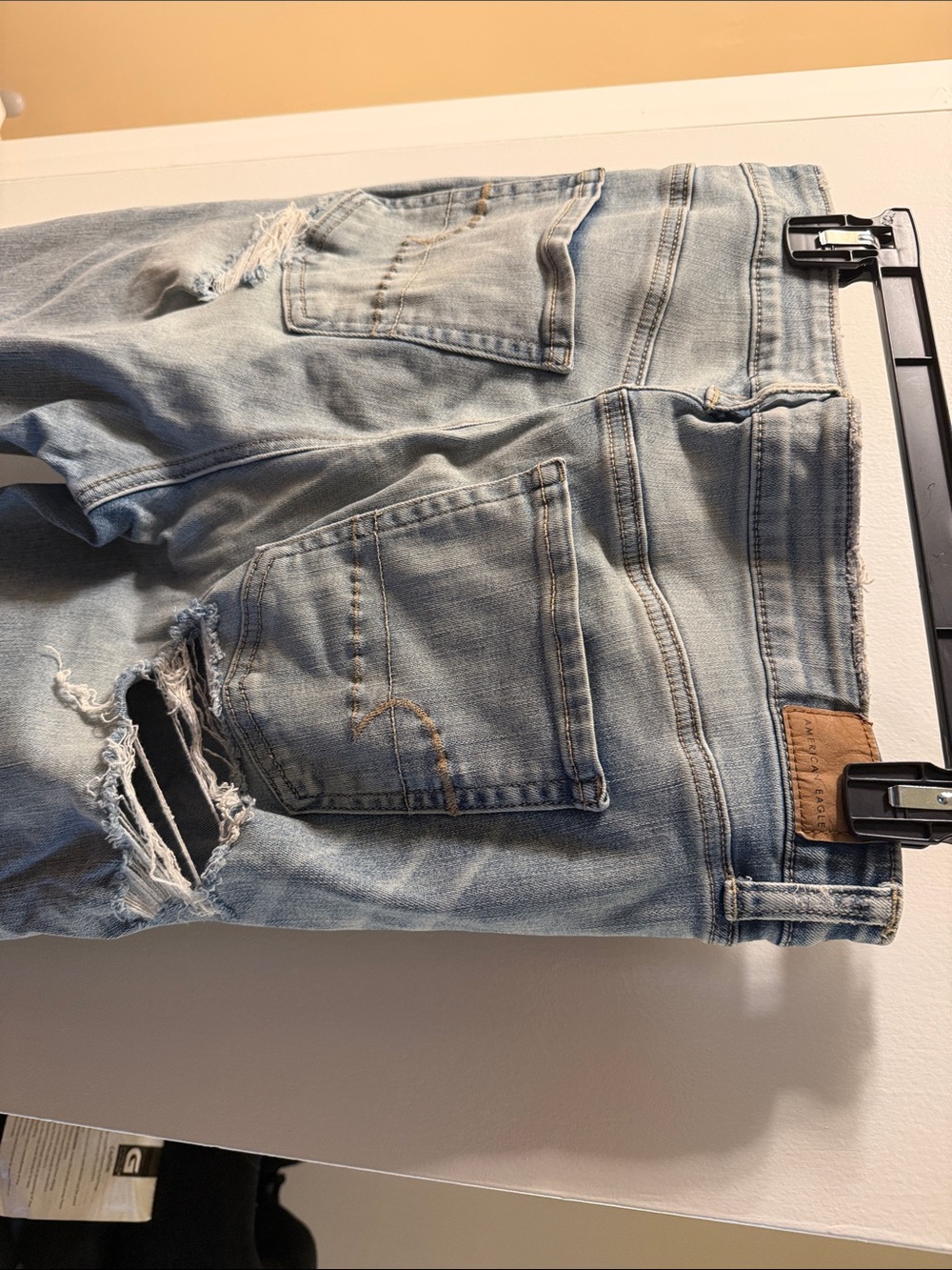 American Eagle Outfitters Light Blue Ripped Skinny Jeans - Picture 9 of 9